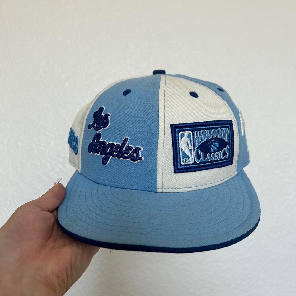 Blue & White Vintage Los Angeles/ Lakers Hat
Fitted Cap